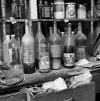 dans la droguerie